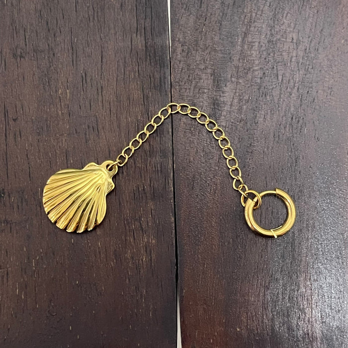 scallop shell charm gold stainless steel beach jewellery