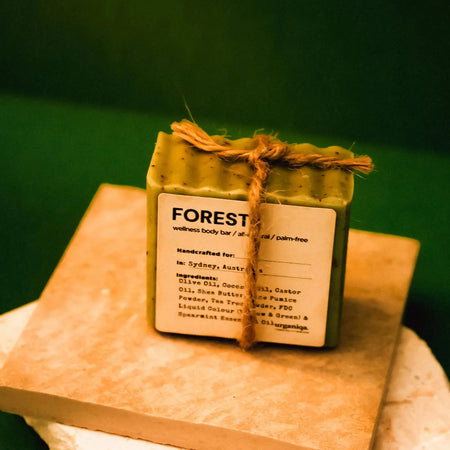 Natural Naked Soap - detail view | Travel & Tide