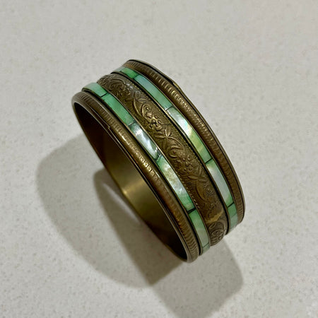 Large Green Detailed Bangle | coastal lifestyle Australia | Travel & Tide