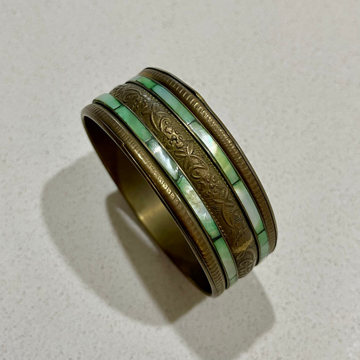 Large Green Detailed Bangle | coastal lifestyle Australia | Travel & Tide