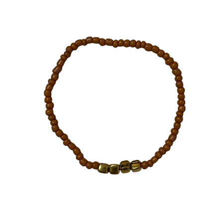 Stretch Beaded Bracelet with Gold Feature - detail view | Travel & Tide