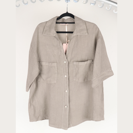 Coast Linen Shirt - detail view | Travel & Tide