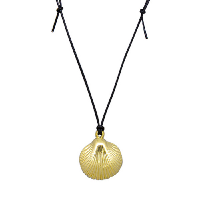 Marine Scallop Shell Rope Necklace – Silver or Gold - detail view | Travel & Tide