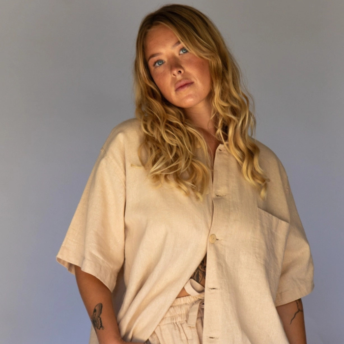 Resort Shirt - Sand - detail view | Travel & Tide